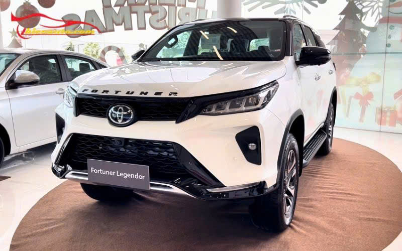 Toyota Fortuner 7 chỗ cho thuê có lái đi tỉnh